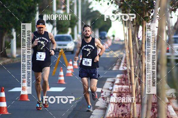 Buy your photos of the eventCastelinho Sunset Run on Fotop