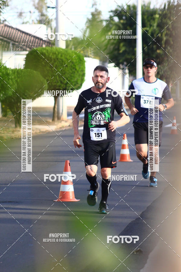 Buy your photos of the eventCastelinho Sunset Run on Fotop