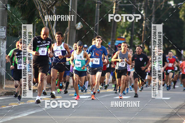 Buy your photos of the eventCastelinho Sunset Run on Fotop