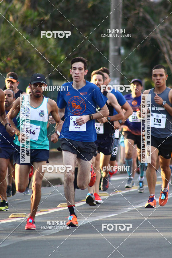 Buy your photos of the eventCastelinho Sunset Run on Fotop