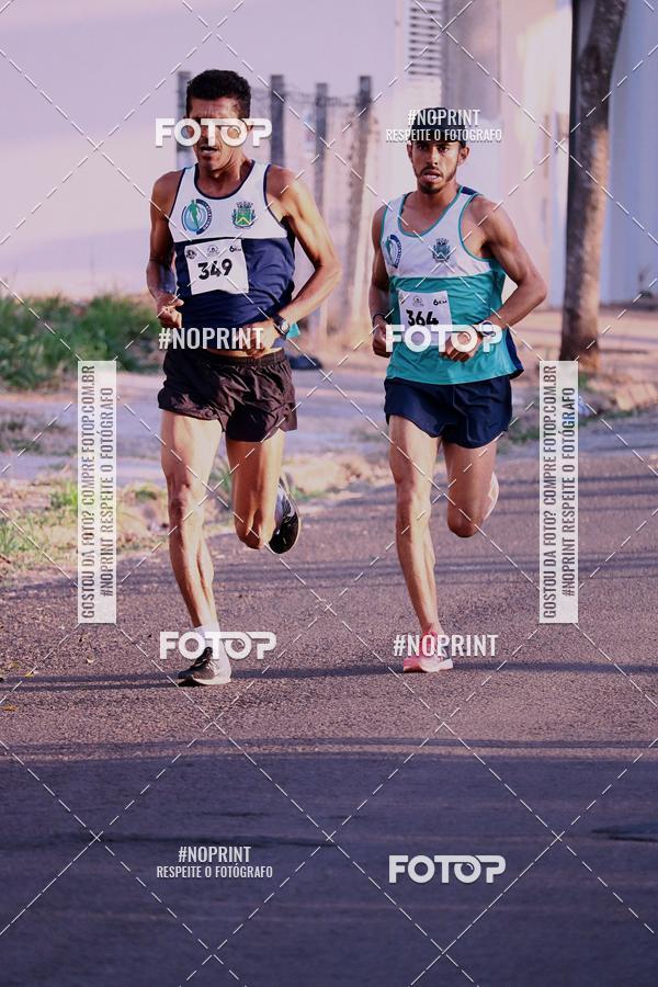 Buy your photos of the eventCastelinho Sunset Run on Fotop
