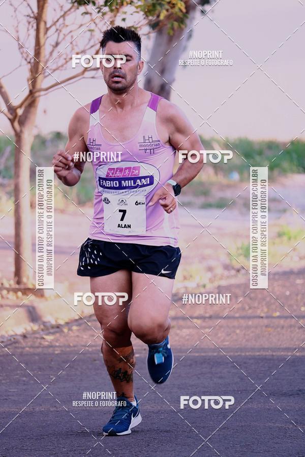 Buy your photos of the eventCastelinho Sunset Run on Fotop