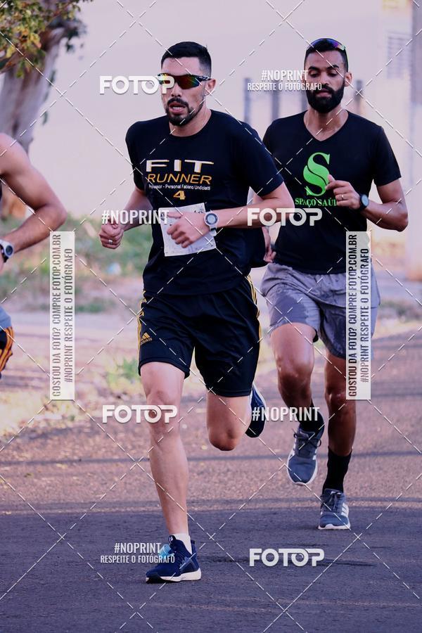 Buy your photos of the eventCastelinho Sunset Run on Fotop