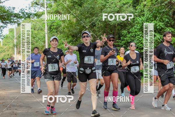 Buy your photos of the eventCorrida Treino de Aniversrio Galo 111 Anos on Fotop