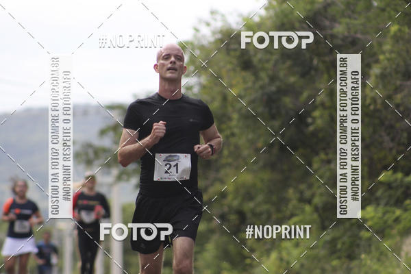 Buy your photos of the eventCorrida Treino de Anivers�rio Galo 111 Anos on Fotop