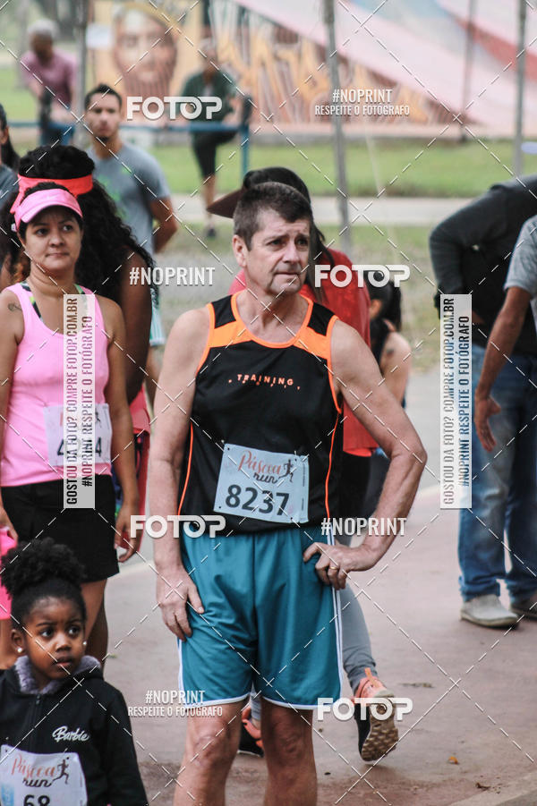 Buy your photos of the eventPscoa Run - Treino Solidrio em prol da APAE on Fotop