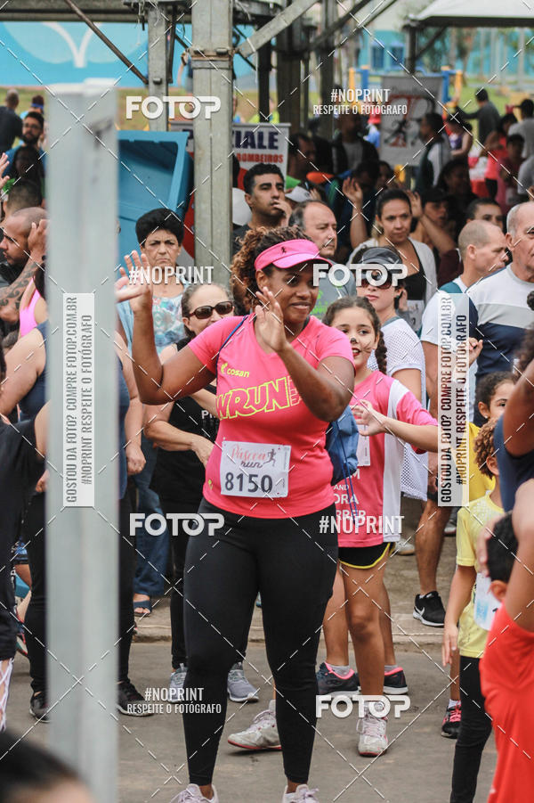 Buy your photos of the eventPscoa Run - Treino Solidrio em prol da APAE on Fotop