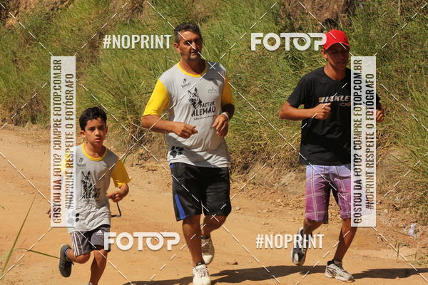 Buy your photos of the eventTrein�o Eu na Montanha Etapa Pastor Alem�o on Fotop