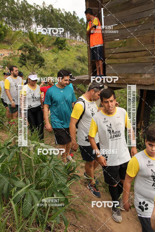 Buy your photos of the eventTrein�o Eu na Montanha Etapa Pastor Alem�o on Fotop
