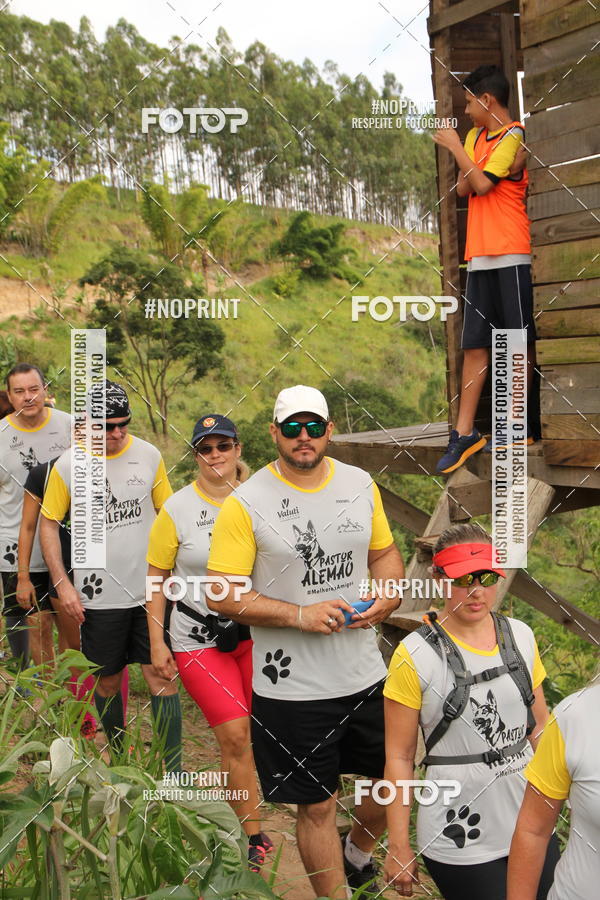 Buy your photos of the eventTrein�o Eu na Montanha Etapa Pastor Alem�o on Fotop