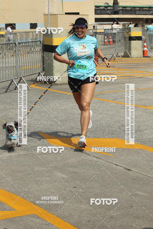 Buy your photos of the eventCorrida Scooby Doo Internacional Shopping Guarulhos 2019 on Fotop