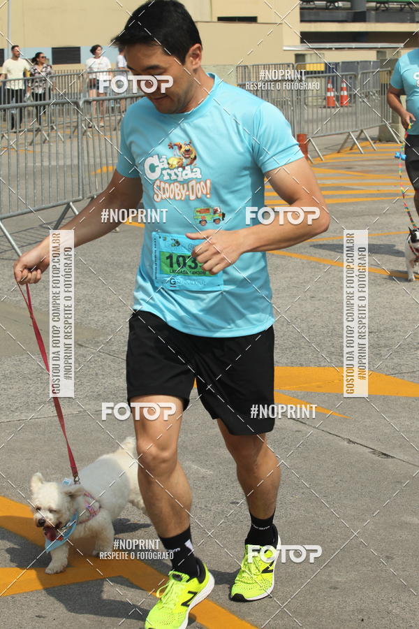 Buy your photos of the eventCorrida Scooby Doo Internacional Shopping Guarulhos 2019 on Fotop