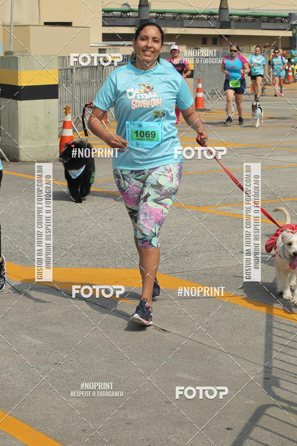 Buy your photos of the eventCorrida Scooby Doo Internacional Shopping Guarulhos 2019 on Fotop