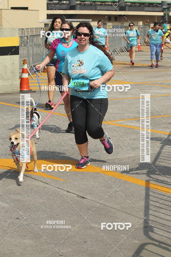 Buy your photos of the eventCorrida Scooby Doo Internacional Shopping Guarulhos 2019 on Fotop