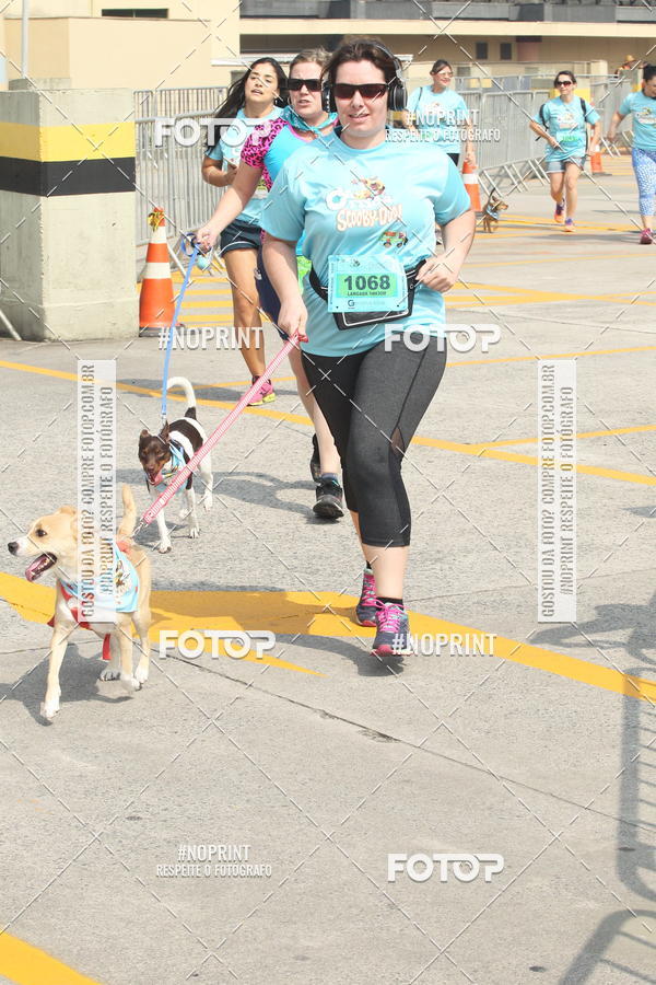 Buy your photos of the eventCorrida Scooby Doo Internacional Shopping Guarulhos 2019 on Fotop