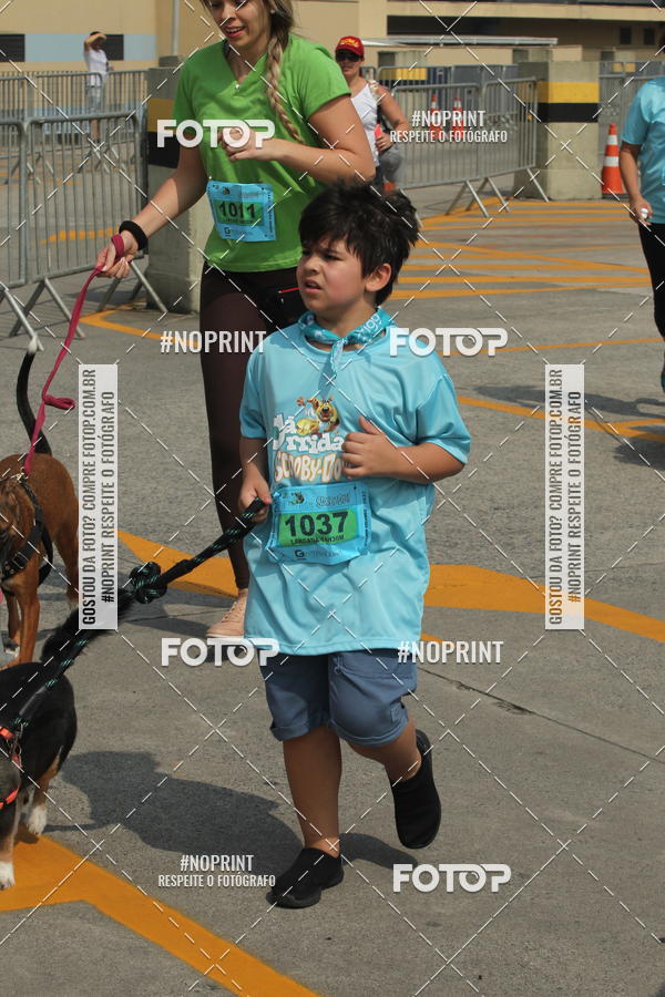 Buy your photos of the eventCorrida Scooby Doo Internacional Shopping Guarulhos 2019 on Fotop