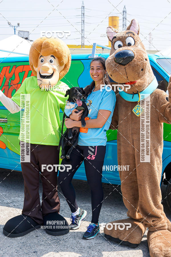 Buy your photos of the eventCorrida Scooby Doo Internacional Shopping Guarulhos 2019 on Fotop