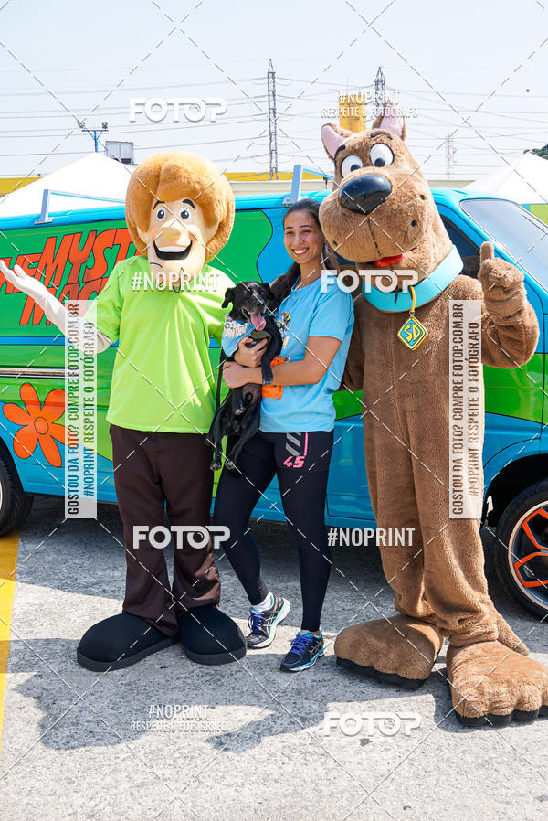 Buy your photos of the eventCorrida Scooby Doo Internacional Shopping Guarulhos 2019 on Fotop