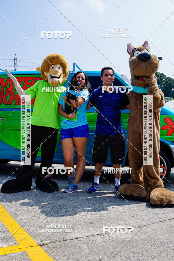 Buy your photos of the eventCorrida Scooby Doo Internacional Shopping Guarulhos 2019 on Fotop
