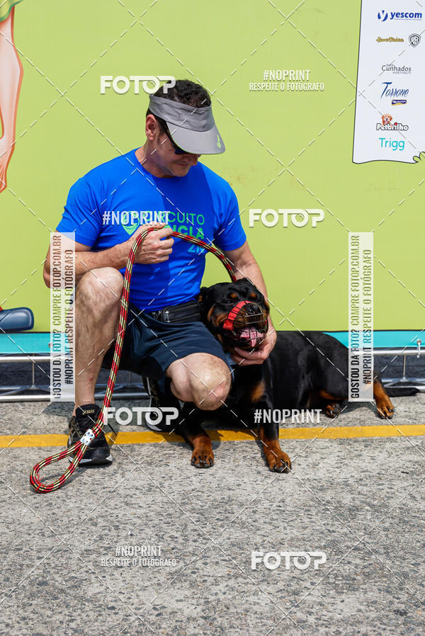 Buy your photos of the eventCorrida Scooby Doo Internacional Shopping Guarulhos 2019 on Fotop