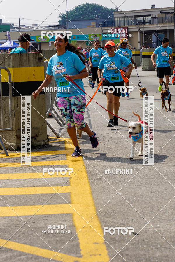 Buy your photos of the eventCorrida Scooby Doo Internacional Shopping Guarulhos 2019 on Fotop