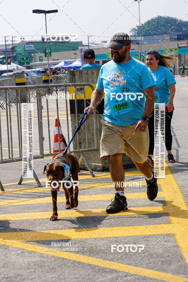 Buy your photos of the eventCorrida Scooby Doo Internacional Shopping Guarulhos 2019 on Fotop