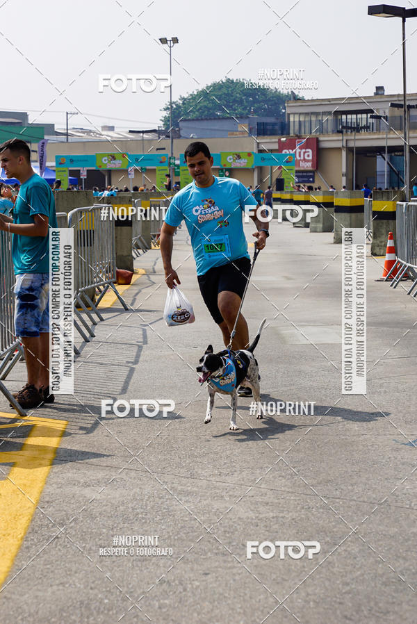 Buy your photos of the eventCorrida Scooby Doo Internacional Shopping Guarulhos 2019 on Fotop