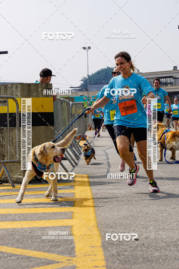 Buy your photos of the eventCorrida Scooby Doo Internacional Shopping Guarulhos 2019 on Fotop