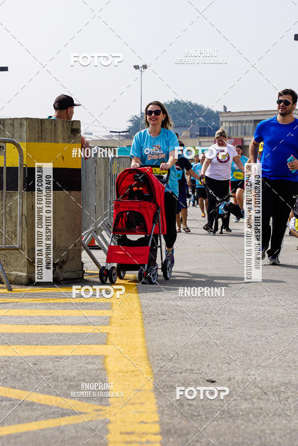 Buy your photos of the eventCorrida Scooby Doo Internacional Shopping Guarulhos 2019 on Fotop