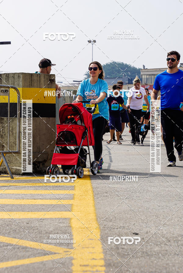 Buy your photos of the eventCorrida Scooby Doo Internacional Shopping Guarulhos 2019 on Fotop