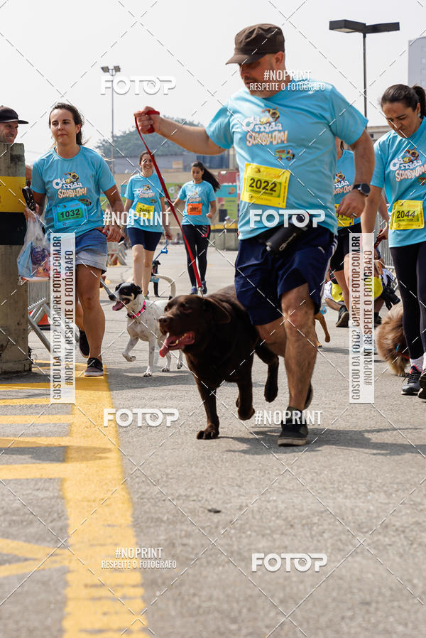 Buy your photos of the eventCorrida Scooby Doo Internacional Shopping Guarulhos 2019 on Fotop