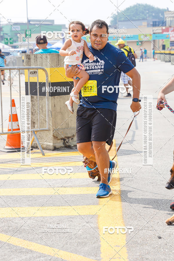 Buy your photos of the eventCorrida Scooby Doo Internacional Shopping Guarulhos 2019 on Fotop