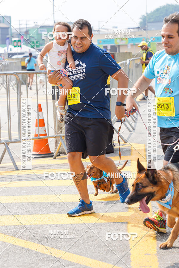 Buy your photos of the eventCorrida Scooby Doo Internacional Shopping Guarulhos 2019 on Fotop