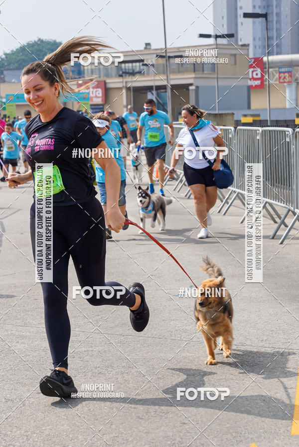 Buy your photos of the eventCorrida Scooby Doo Internacional Shopping Guarulhos 2019 on Fotop