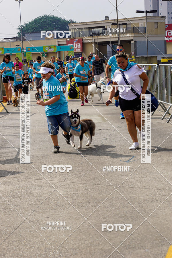 Buy your photos of the eventCorrida Scooby Doo Internacional Shopping Guarulhos 2019 on Fotop