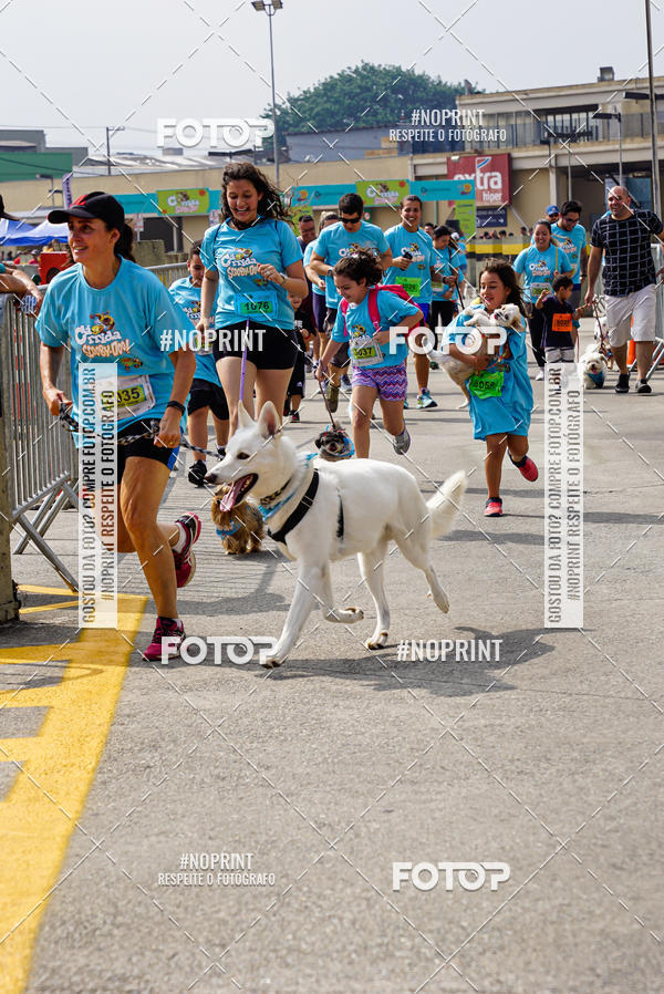 Buy your photos of the eventCorrida Scooby Doo Internacional Shopping Guarulhos 2019 on Fotop