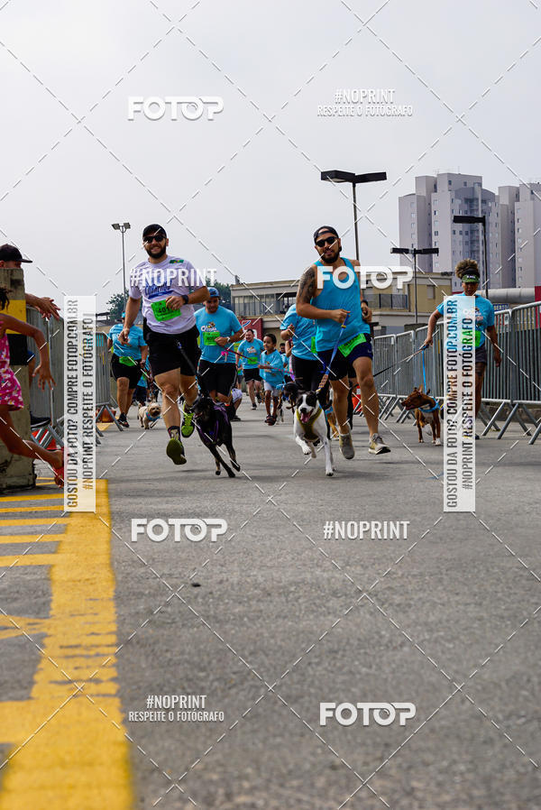 Buy your photos of the eventCorrida Scooby Doo Internacional Shopping Guarulhos 2019 on Fotop