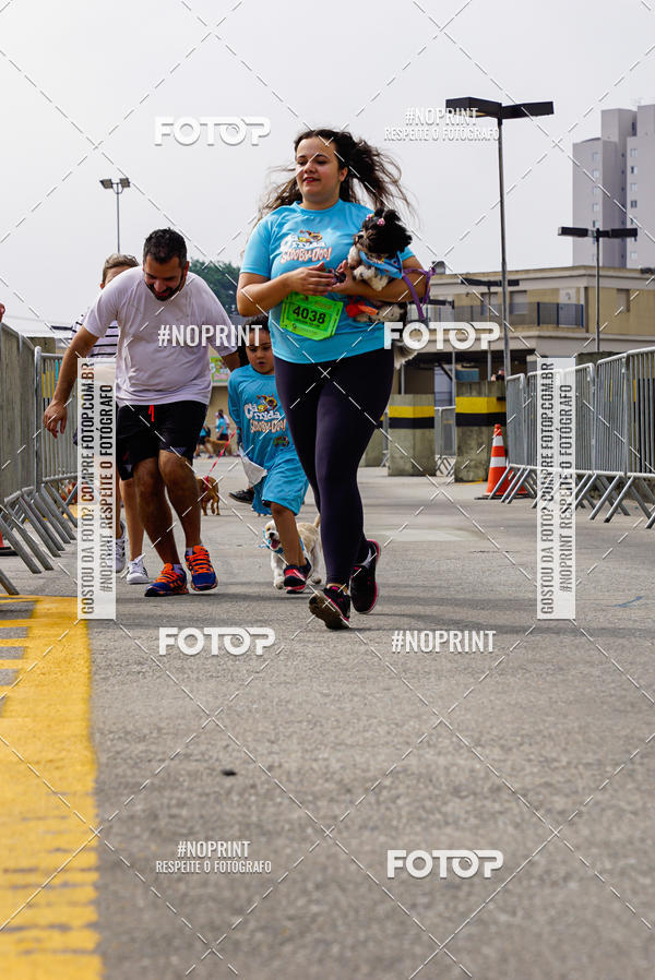 Buy your photos of the eventCorrida Scooby Doo Internacional Shopping Guarulhos 2019 on Fotop