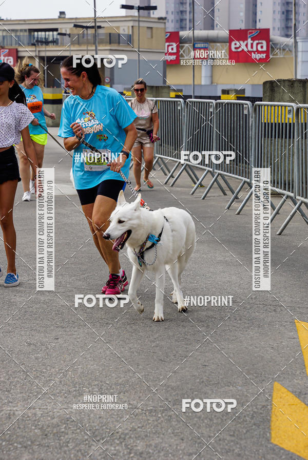 Buy your photos of the eventCorrida Scooby Doo Internacional Shopping Guarulhos 2019 on Fotop