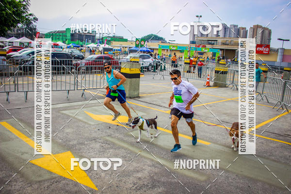 Buy your photos of the eventCorrida Scooby Doo Internacional Shopping Guarulhos 2019 on Fotop
