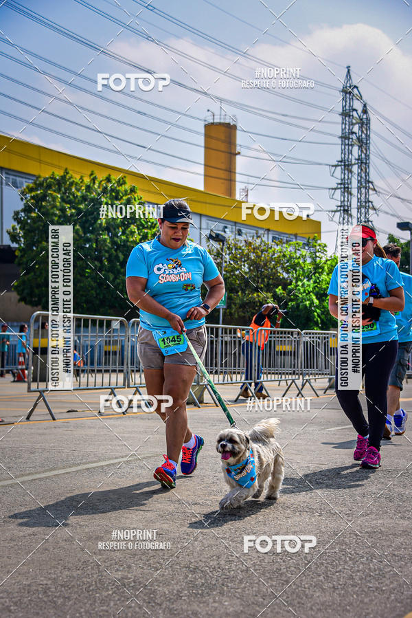 Buy your photos of the eventCorrida Scooby Doo Internacional Shopping Guarulhos 2019 on Fotop
