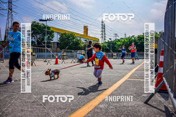 Buy your photos of the eventCorrida Scooby Doo Internacional Shopping Guarulhos 2019 on Fotop