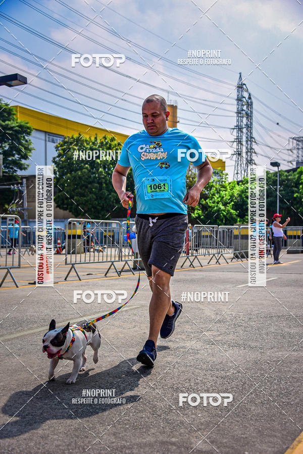 Buy your photos of the eventCorrida Scooby Doo Internacional Shopping Guarulhos 2019 on Fotop