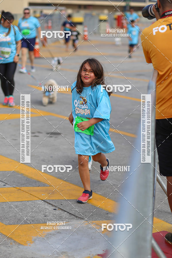 Buy your photos of the eventCorrida Scooby Doo Internacional Shopping Guarulhos 2019 on Fotop