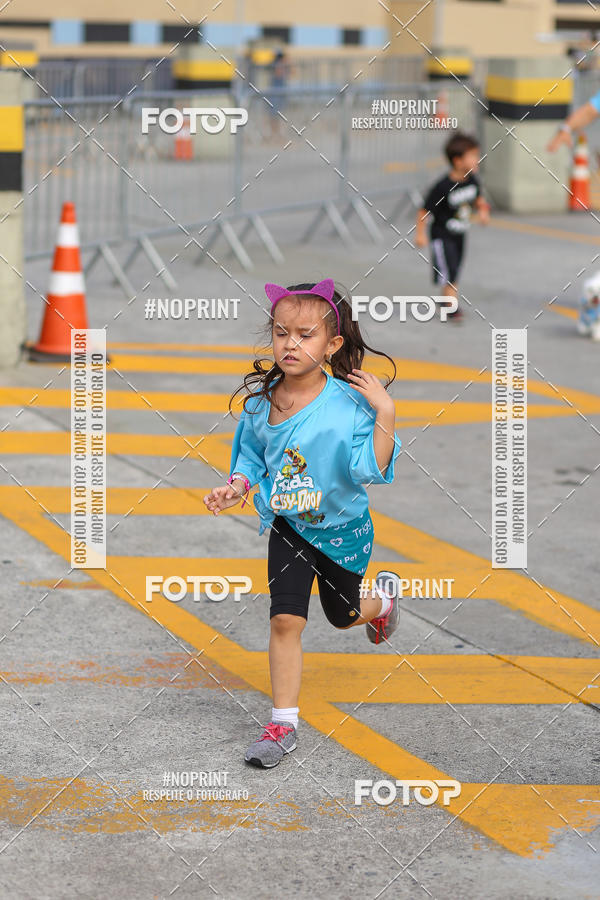 Buy your photos of the eventCorrida Scooby Doo Internacional Shopping Guarulhos 2019 on Fotop