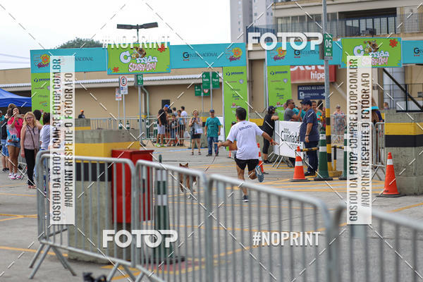 Buy your photos of the eventCorrida Scooby Doo Internacional Shopping Guarulhos 2019 on Fotop