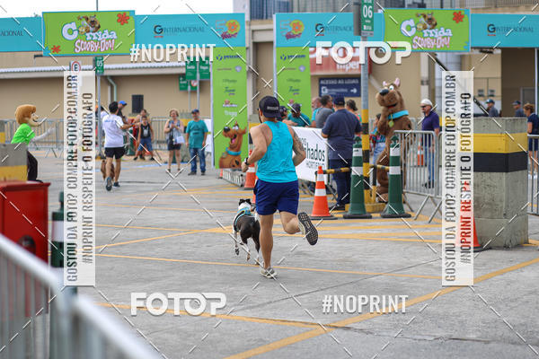 Buy your photos of the eventCorrida Scooby Doo Internacional Shopping Guarulhos 2019 on Fotop