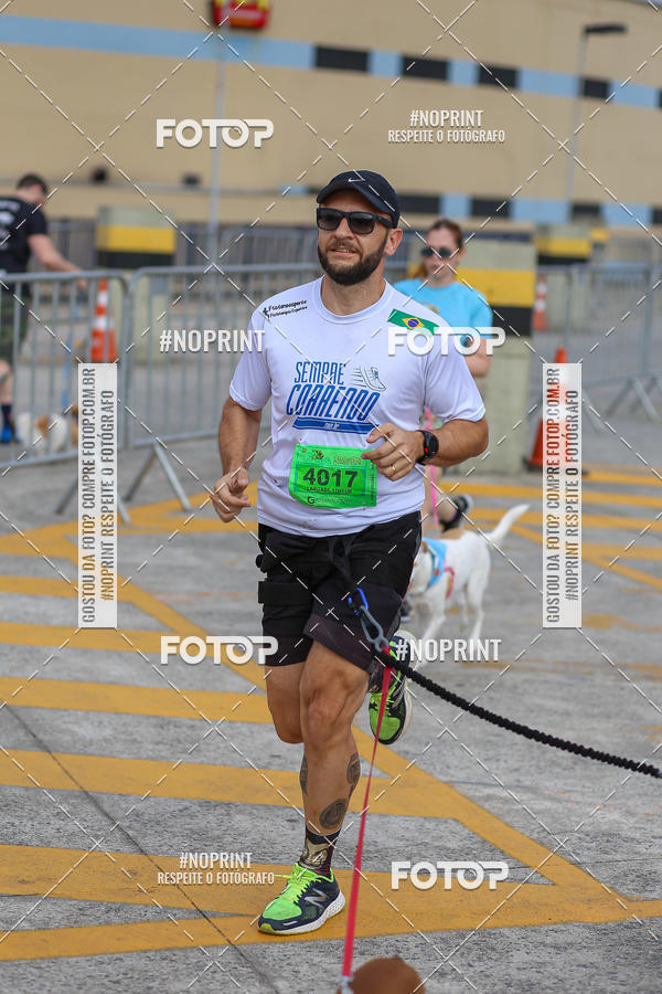 Buy your photos of the eventCorrida Scooby Doo Internacional Shopping Guarulhos 2019 on Fotop