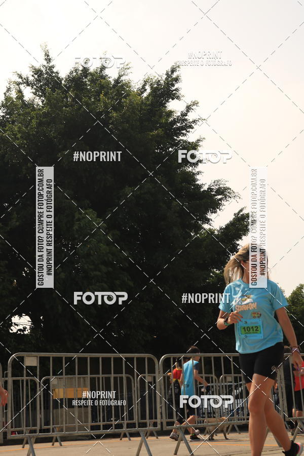 Buy your photos of the eventCorrida Scooby Doo Internacional Shopping Guarulhos 2019 on Fotop