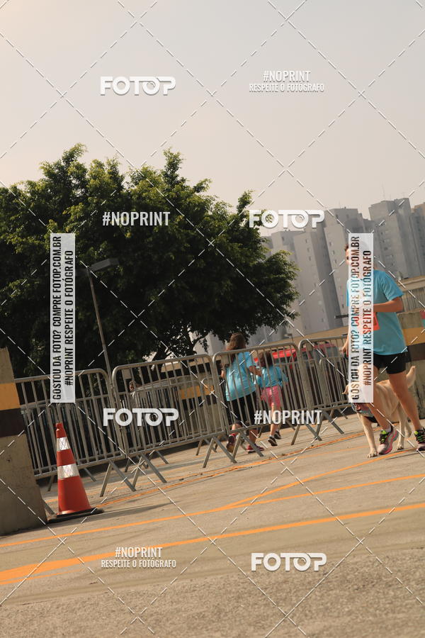 Buy your photos of the eventCorrida Scooby Doo Internacional Shopping Guarulhos 2019 on Fotop